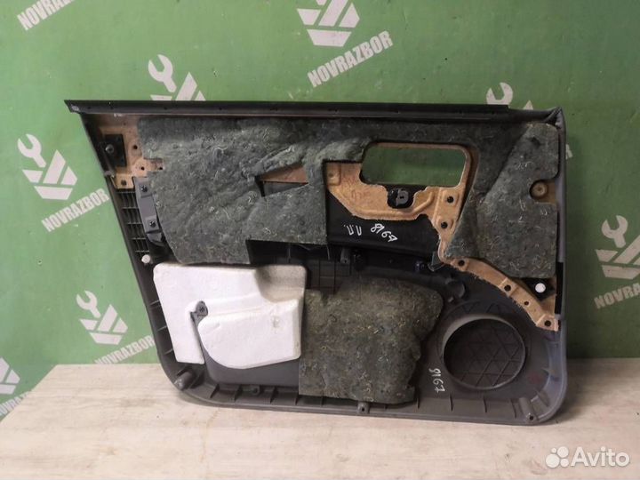 Обшивка двери передней правой Шевроле Лачетти