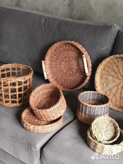 Поднос плетенный
