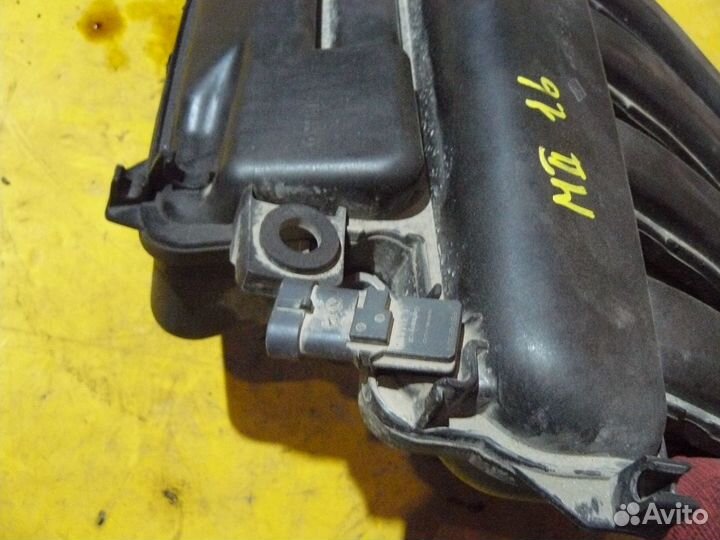 Коллектор впускной для Renault Megane II