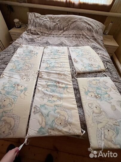 Бортики на детскую кроватку