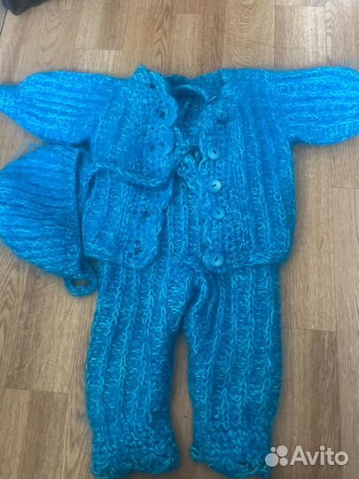 Детский вязанный костюм