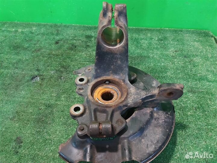 Кулак передний правый Ford Focus 3 (CB8) 2015