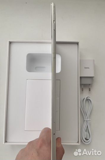 iPad air 2 4G 133 цикла, акб 962016 год