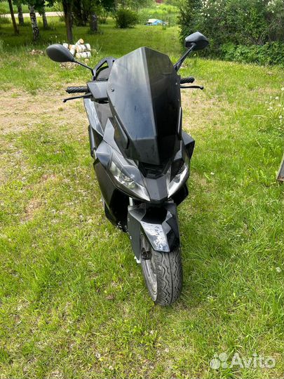 Скутер Zion 150
