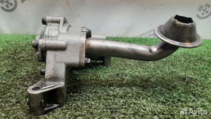 Насос масляный Volkswagen Passat