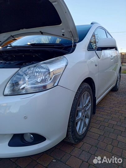 Toyota Verso 1.8 CVT, 2012, 120 000 км