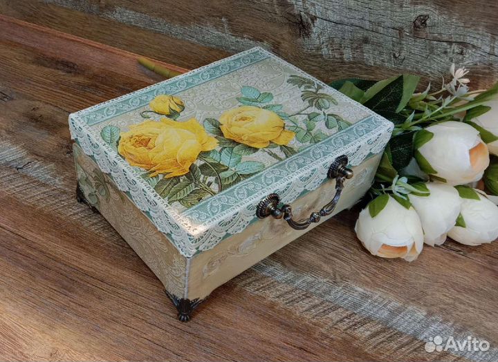 Шкатулка для украшений