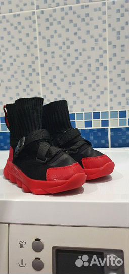 Новые кроссовки versace