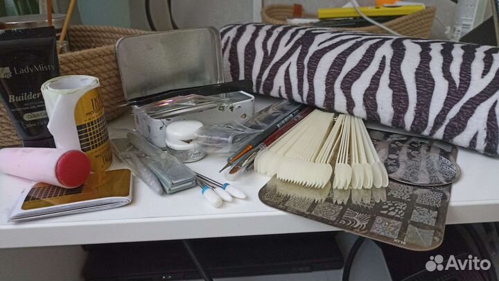 Лампа для ногтей LED+ много всего