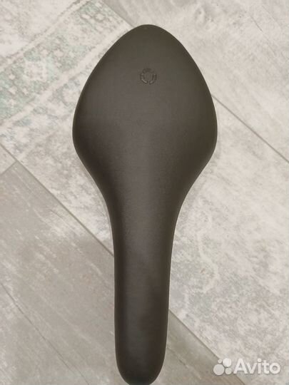 Седло велосипедное Outleap Long R