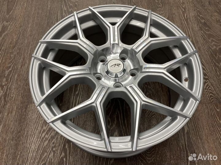 Новые 17 диски 5/114,3