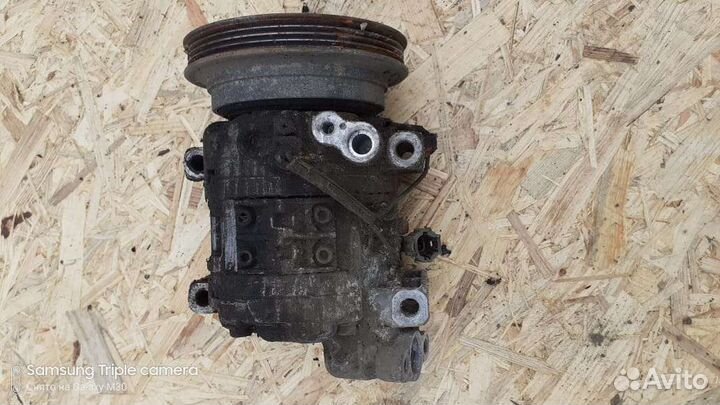 Компрессор кондиционера Nissan Almera n15