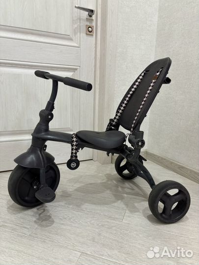 Трехколесный велосипед