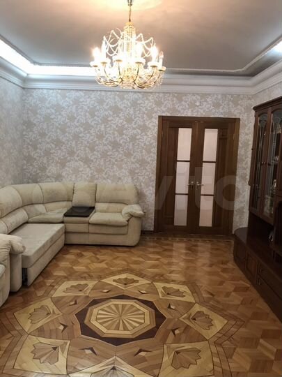 2-к. квартира, 100,7 м², 1/5 эт.