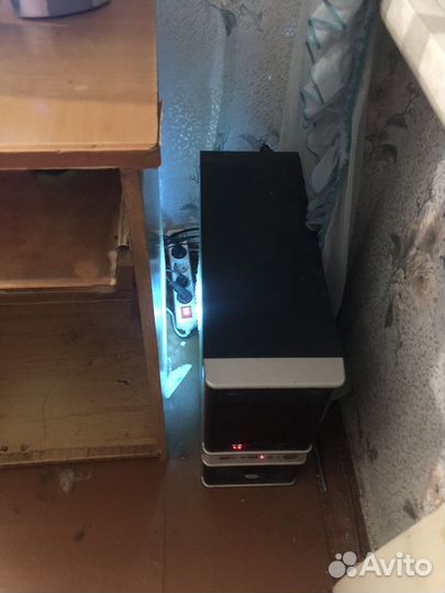 Компьютер системный блок