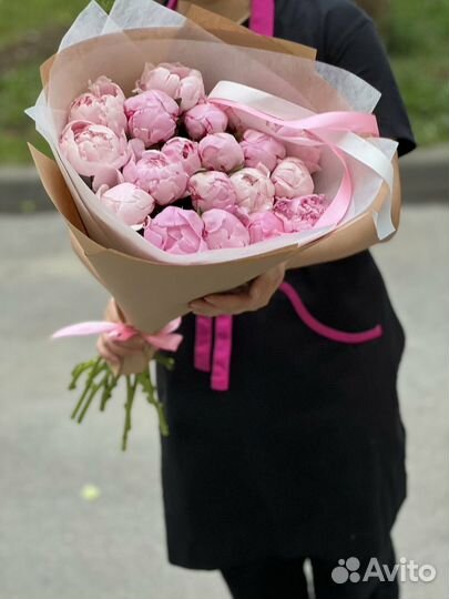 Букет пионов