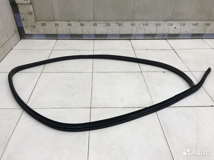 Уплотнитель (внутри) SX4 2006-2013