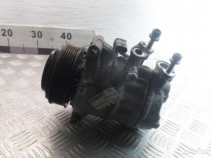Компрессор системы кондиционирования Mercedes-Benz