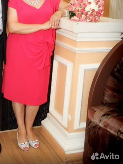 Платье нарядное