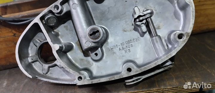 Левая крышка двигателя Ш 58 мопед Рига