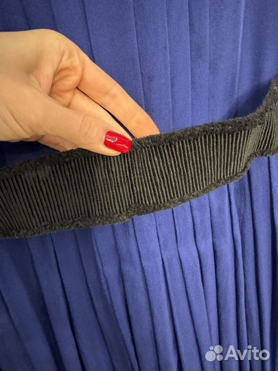 Сине фиолетовое платье Carolina Herera