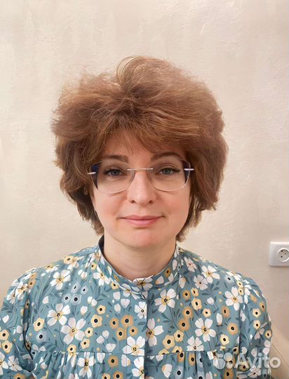 Парик женский короткий, искусственный, б/у
