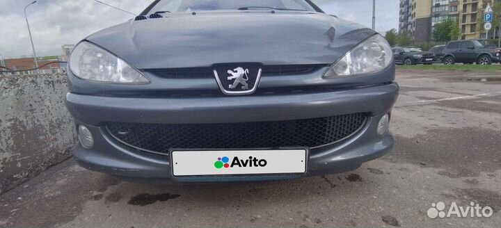 Peugeot 206 1.4 AT, 2006, битый, 60 000 км