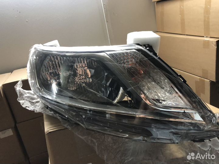 Kia Rio 3 фара передняя Дорест Корея