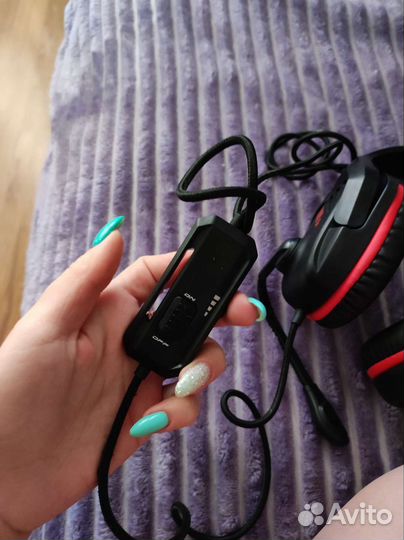 Проводная гарнитура, наушники