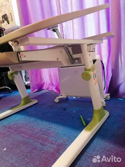 Детская растущая парта