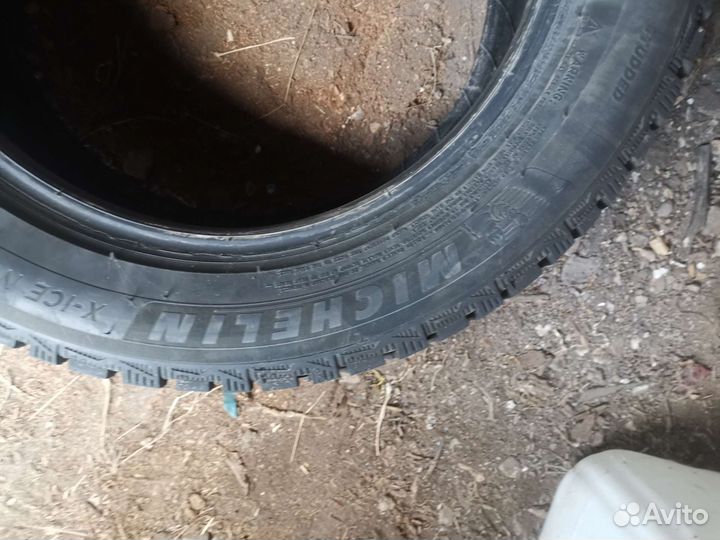 Michelin X-Ice North 4 205/55 R16