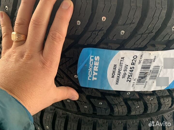 Nokian Tyres Hakkapeliitta 10p SUV 275/45 R20 и 305/40 R20 110T