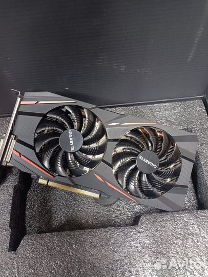 Видеокарта RX 580