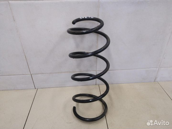 Пружина передняя 1-серия E87/E81 2004