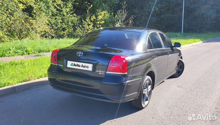 Toyota Avensis 2.4 AT, 2005, 327 000 км