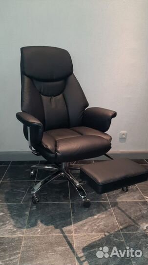 Кресло компьютерное офисное кожа натуральная