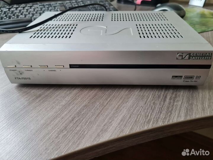 Спутниковый ресивер FTA-7001S