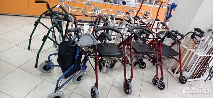 Ходунки с опорой под локоть