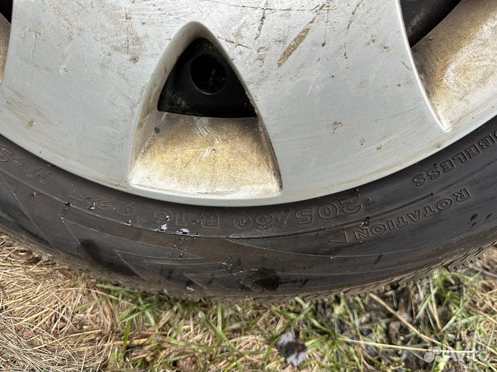 Nokian Tyres Hakkapeliitta 4 205/60 R16 92T