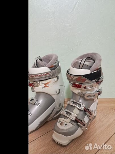 Горные лыжи с ботинками женские