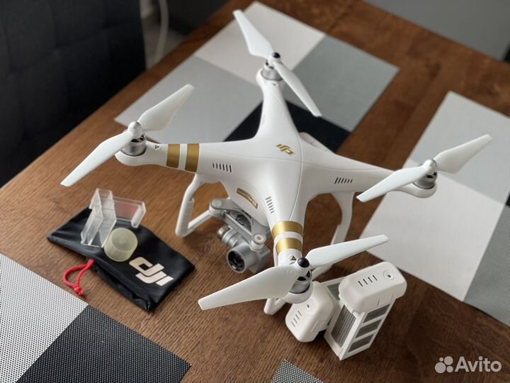 Квадрокоптер dji phantom 3se