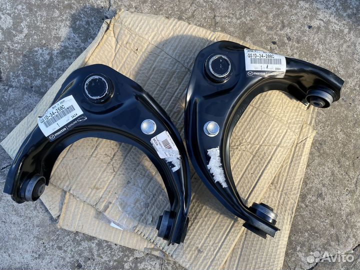 Рычаг передний левый верхний M6 (GH) (GS1D34250C)