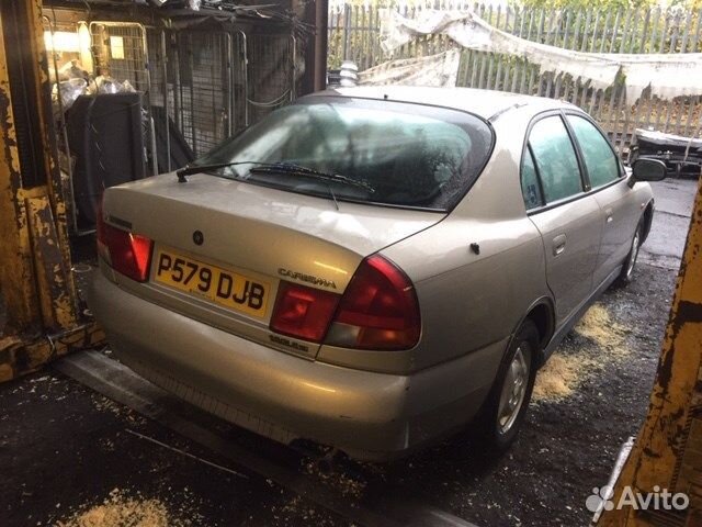 Разбор на запчасти Mitsubishi Carisma