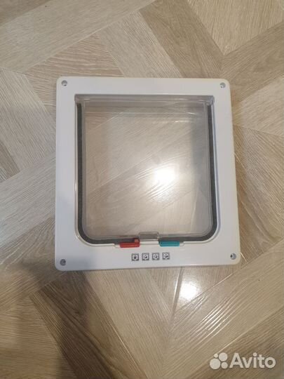 Дверца для домашних животных