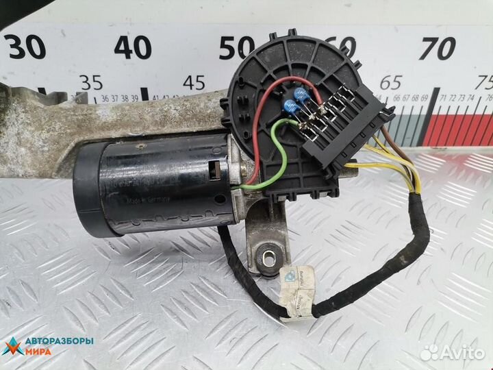 Механизм стеклоочистителя (трапеция дворников)