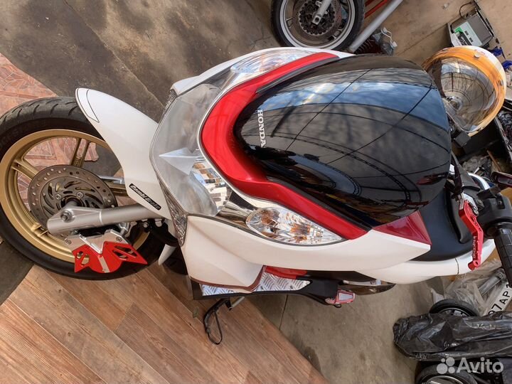 Скутер 125 Honda PSX