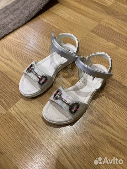 Босоножки для девочки 32 размер