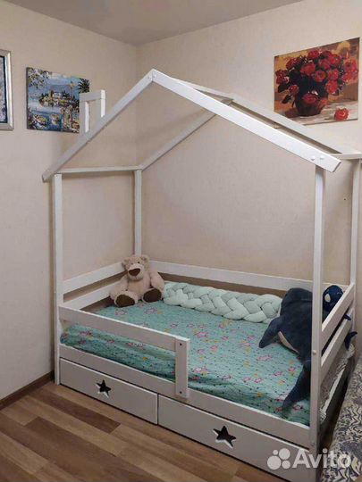 Кроватка MY place Теремок из натурального дерева с