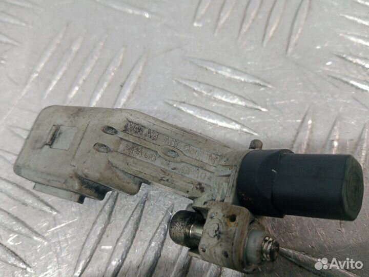 Б/У Датчик положения коленвала квадратный V#006