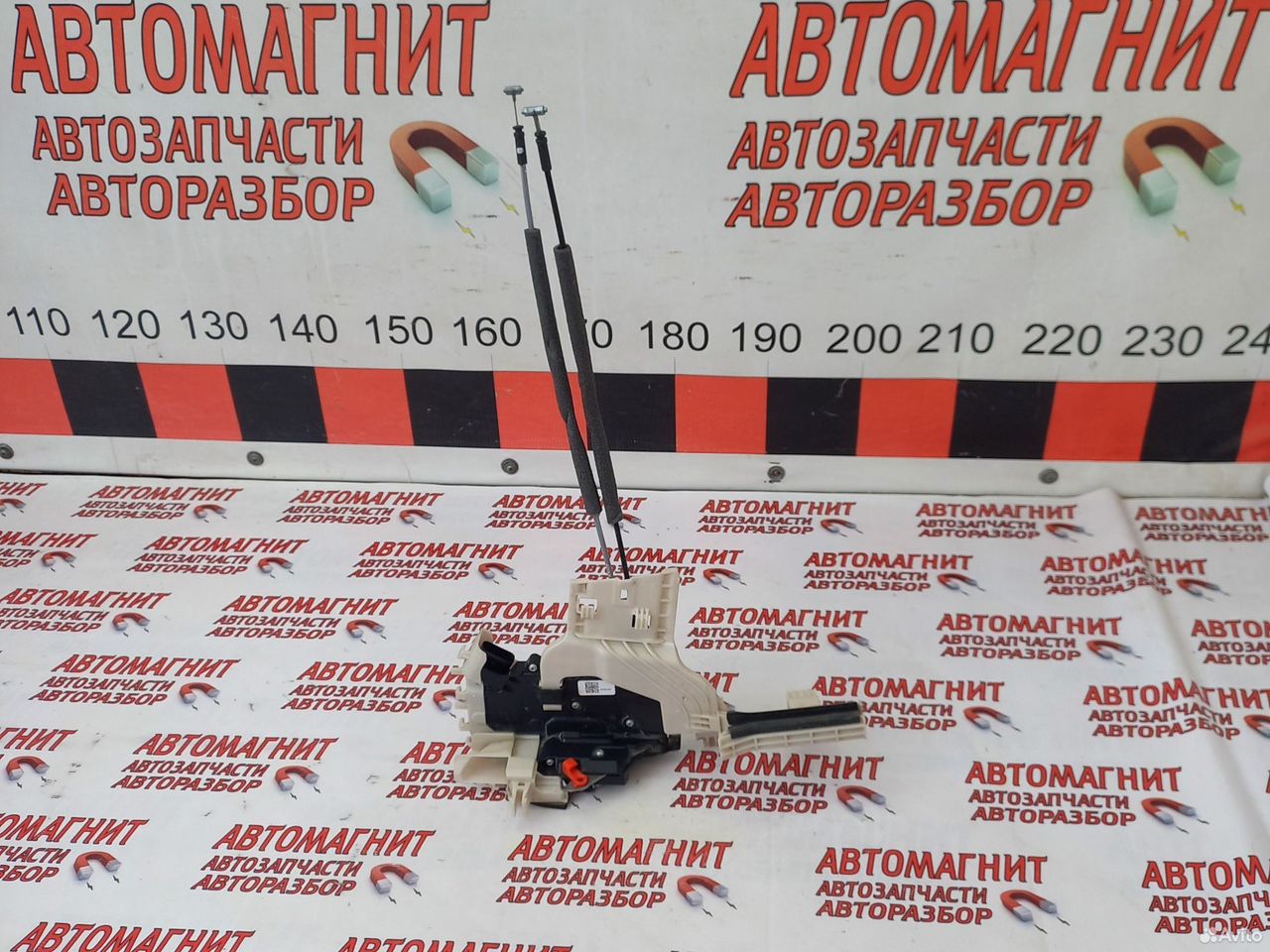 Замок двери передней правой Хендай Санта Фе 4 тм